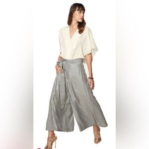 Eva Franco Blake Wide Leg Cropped Pants in Gibson Stripe - Size 8